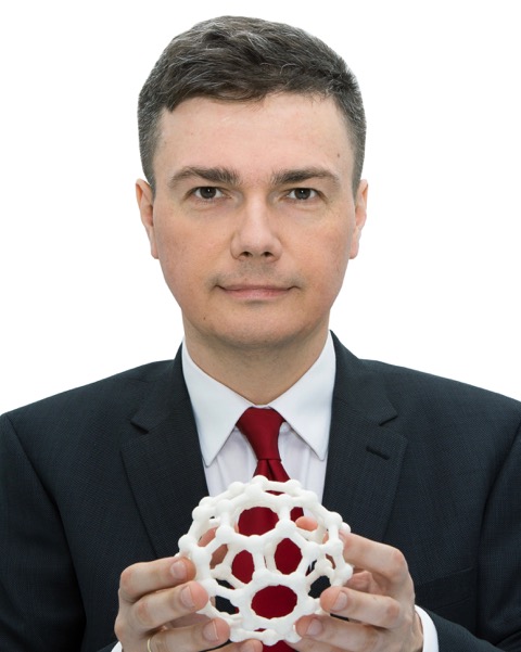 Prof Tomasz Puzyn