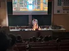 Doświadczenie spalanie nitrocelulozy