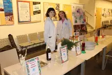 Chemiłajki na Wydziale Chemii – nauka w świątecznej odsłonie